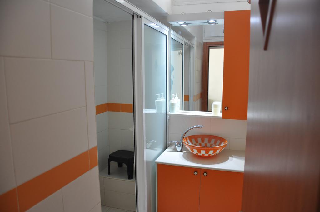 Sky Home Apartment Jabotinsky 8 Bat Yam Exterior photo