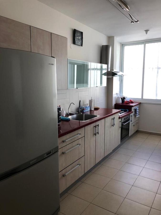 Sky Home Apartment Jabotinsky 8 Bat Yam Exterior photo